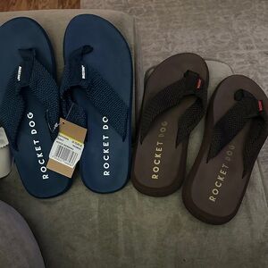 Rocket Dog Adios Webbing Women's Flip Flops in Navy and Brown